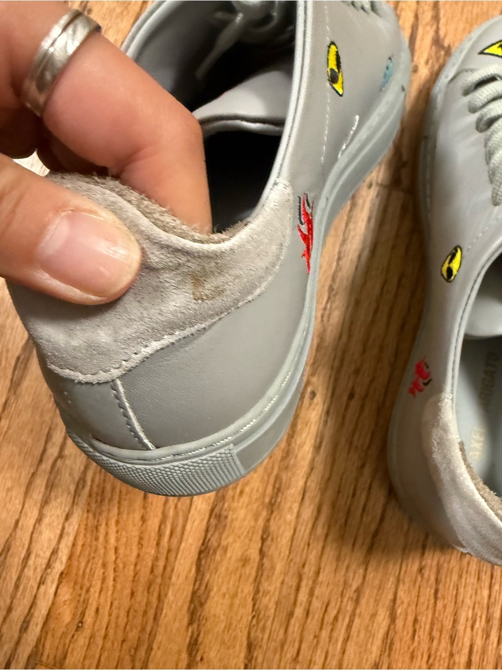 EUC Axel Arigato RARE clean 90 grey leather sneakers 38 - Picture 8 of 13